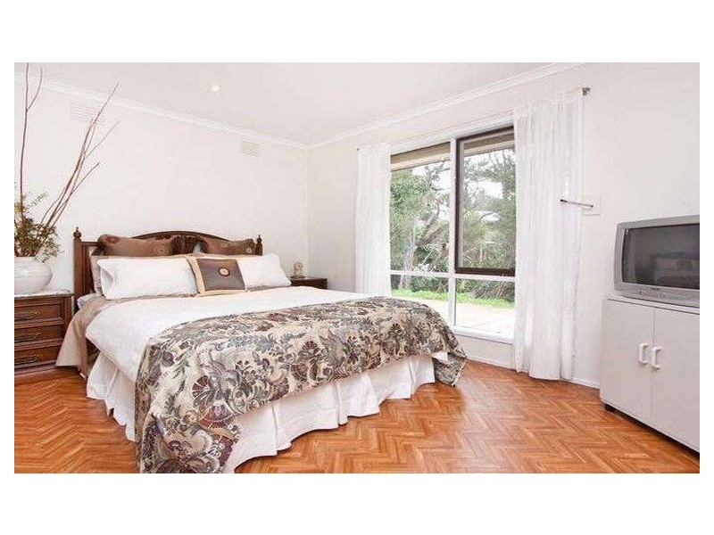 8 Loma Court, Tootgarook VIC 3941