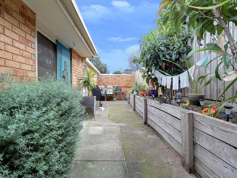 2/83 Foam Street, Rosebud VIC 3939