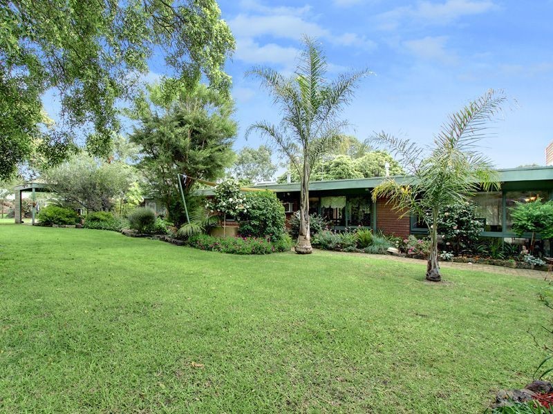 126 Elizabeth Drive, Rosebud VIC 3939