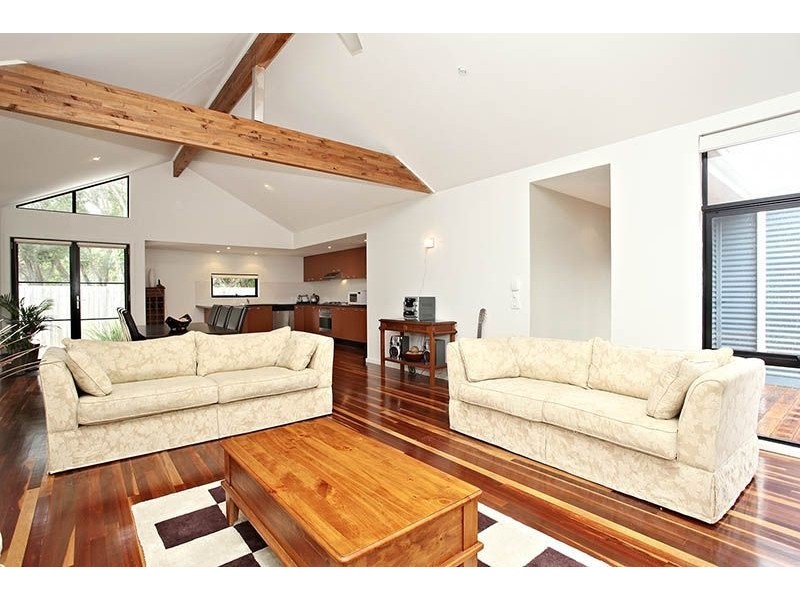 2/16 Teal Street, Rosebud West VIC 3940