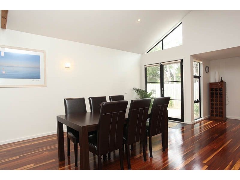 2/16 Teal Street, Rosebud West VIC 3940