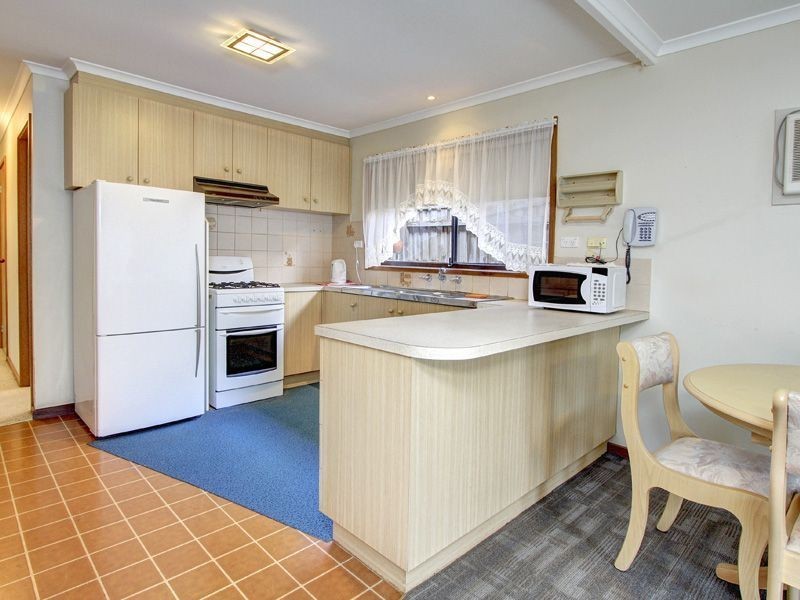 119 Sixth Avenue, Rosebud VIC 3939