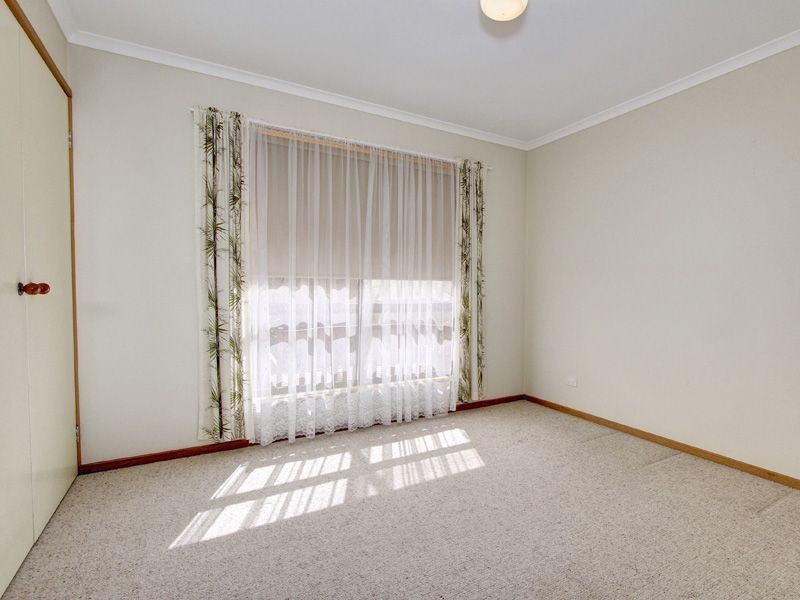 119 Sixth Avenue, Rosebud VIC 3939