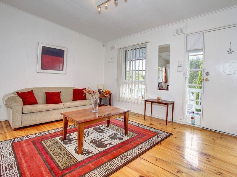 57 Tarwarri Ave, Rosebud West VIC 3940