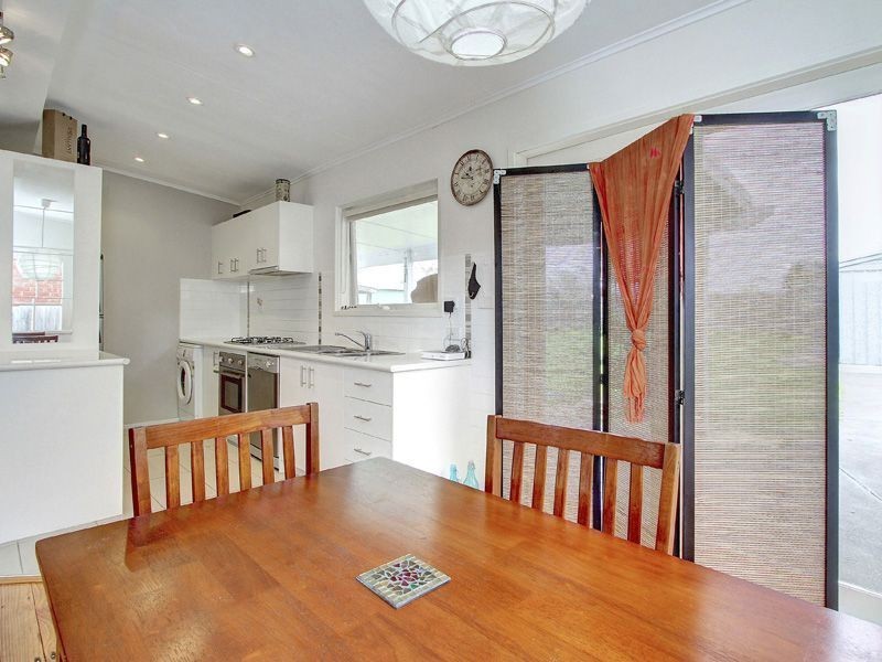 57 Tarwarri Ave, Rosebud West VIC 3940