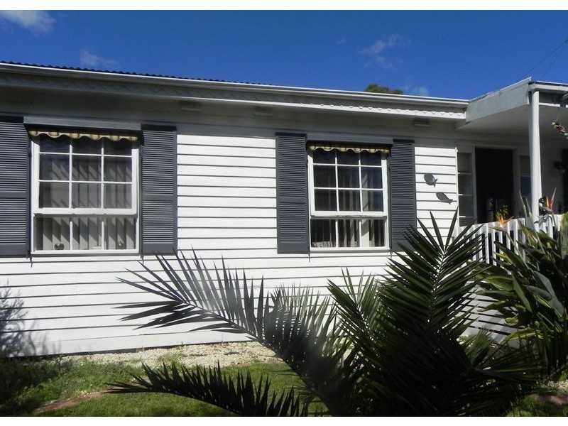 57 Tarwarri Ave, Rosebud West VIC 3940