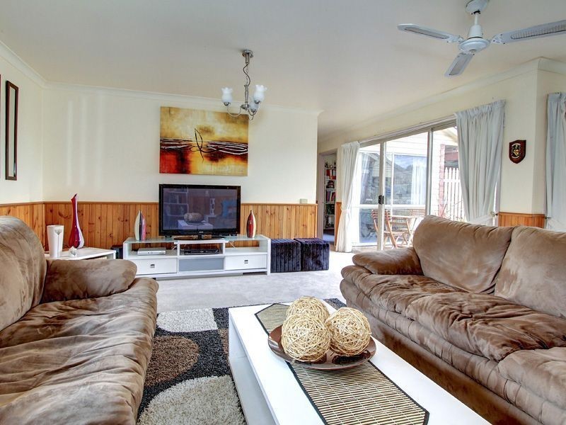 25 Bass Avenue, Rosebud VIC 3939