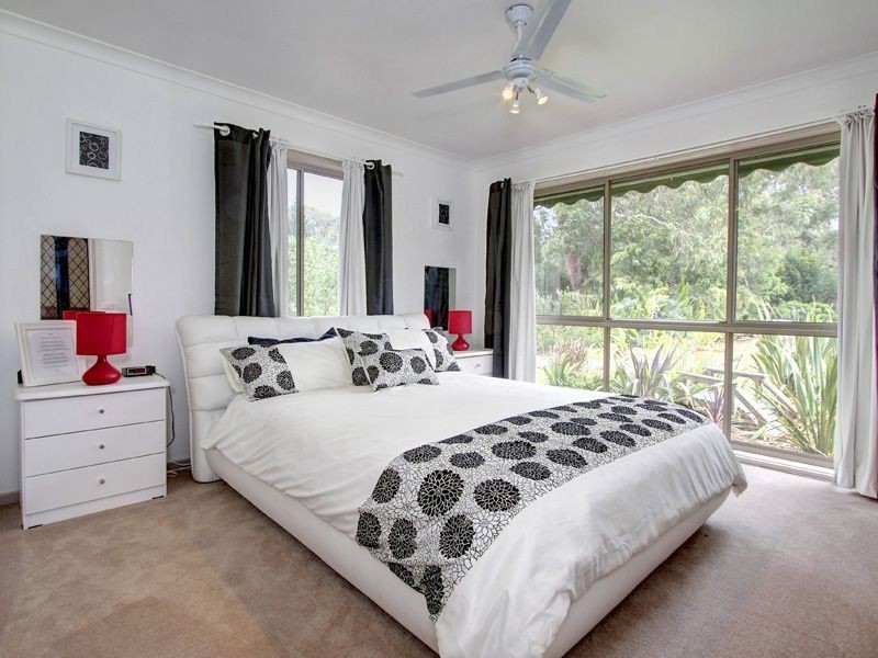 25 Bass Avenue, Rosebud VIC 3939