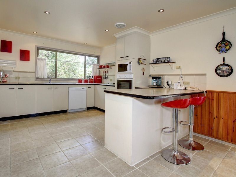 25 Bass Avenue, Rosebud VIC 3939