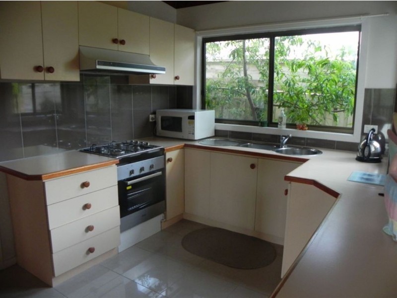 27 Wondaree Street, Rye VIC 3941