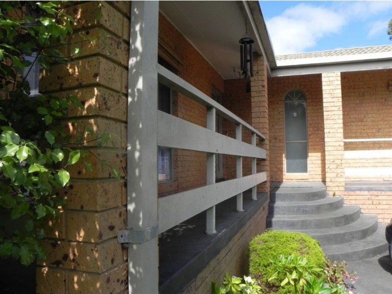 2/27 Armstrong Road, Mccrae VIC 3938