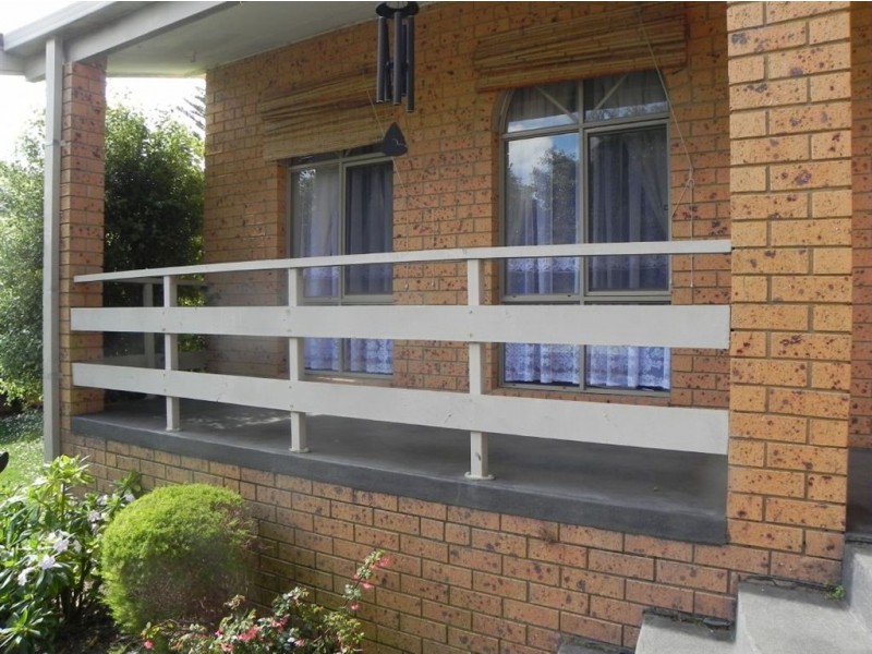 2/27 Armstrong Road, Mccrae VIC 3938