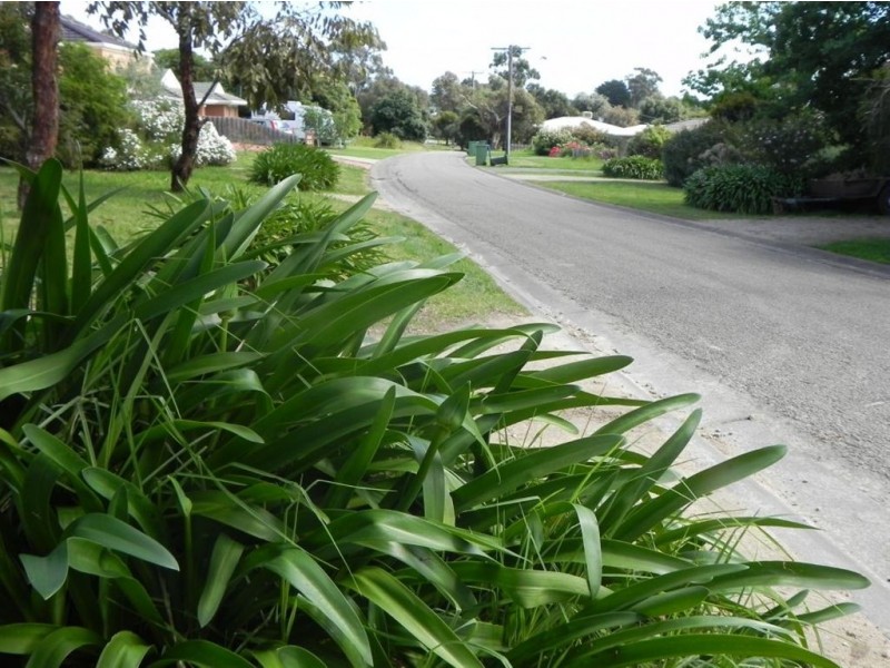 2/27 Armstrong Road, Mccrae VIC 3938