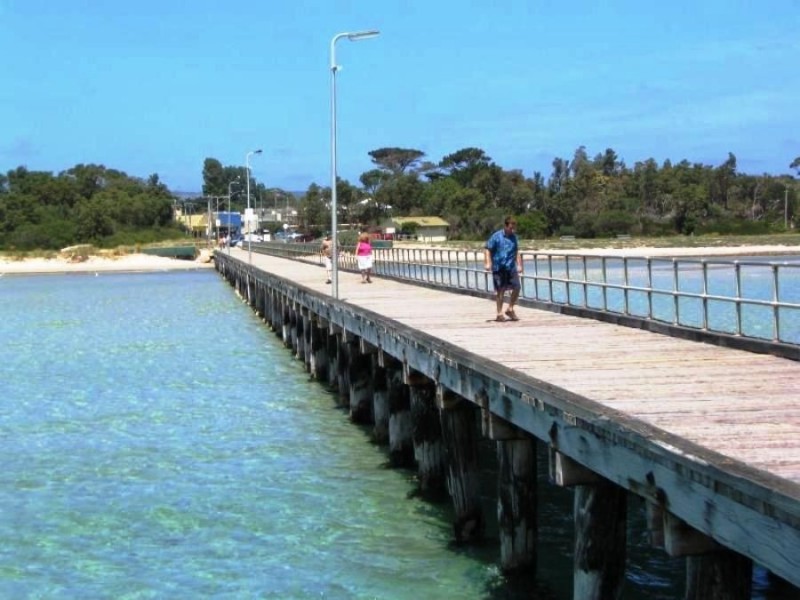 2/27 Armstrong Road, Mccrae VIC 3938