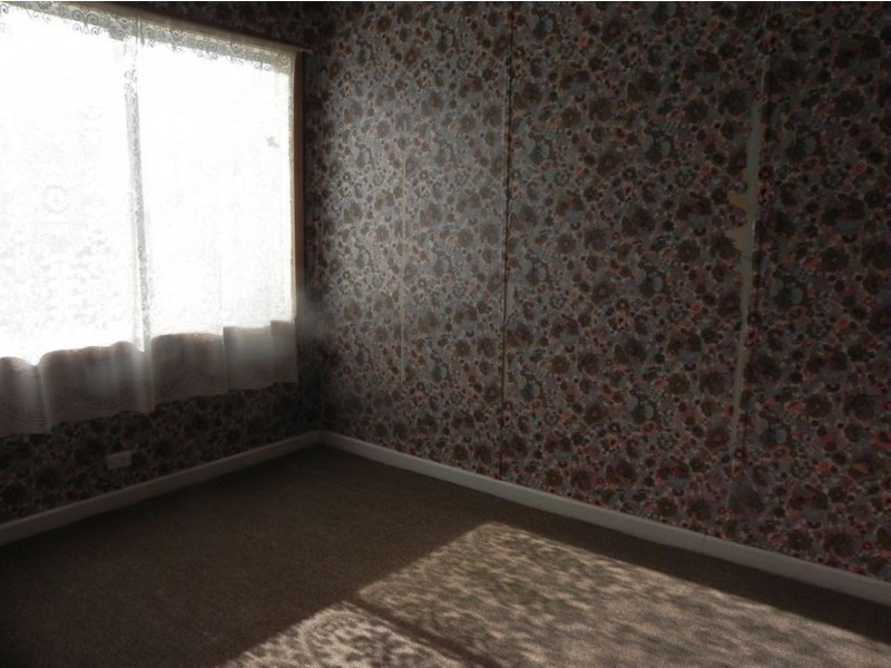 44 Fourth Avenue, Rosebud VIC 3939