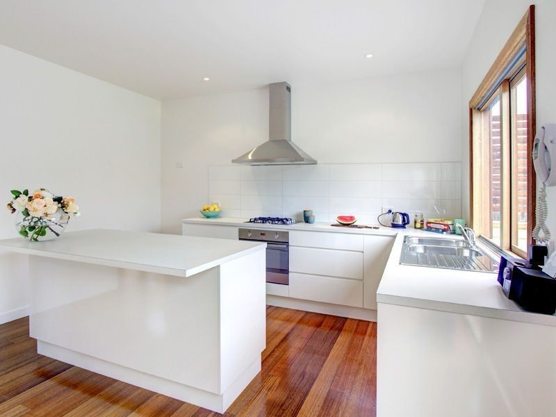 32 Kennington Rd, Rosebud VIC 3939