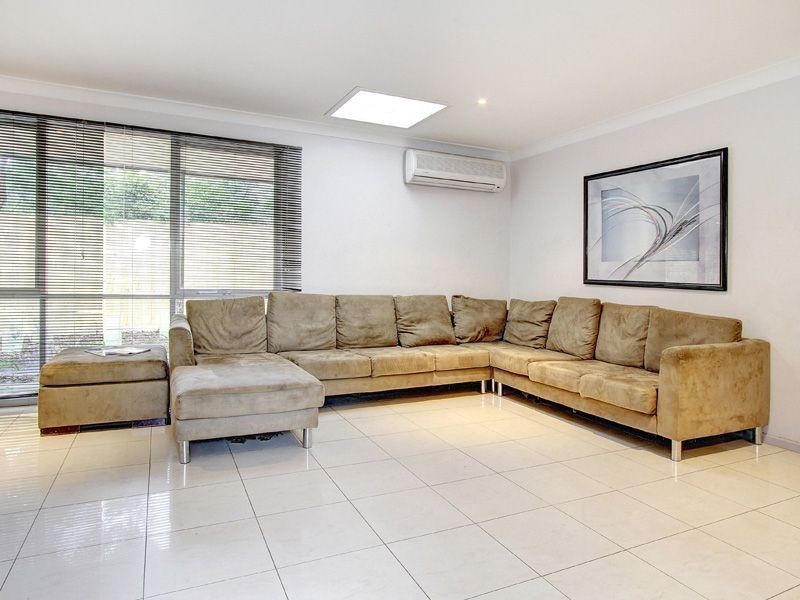 23 Leura Crescent, Rosebud VIC 3939