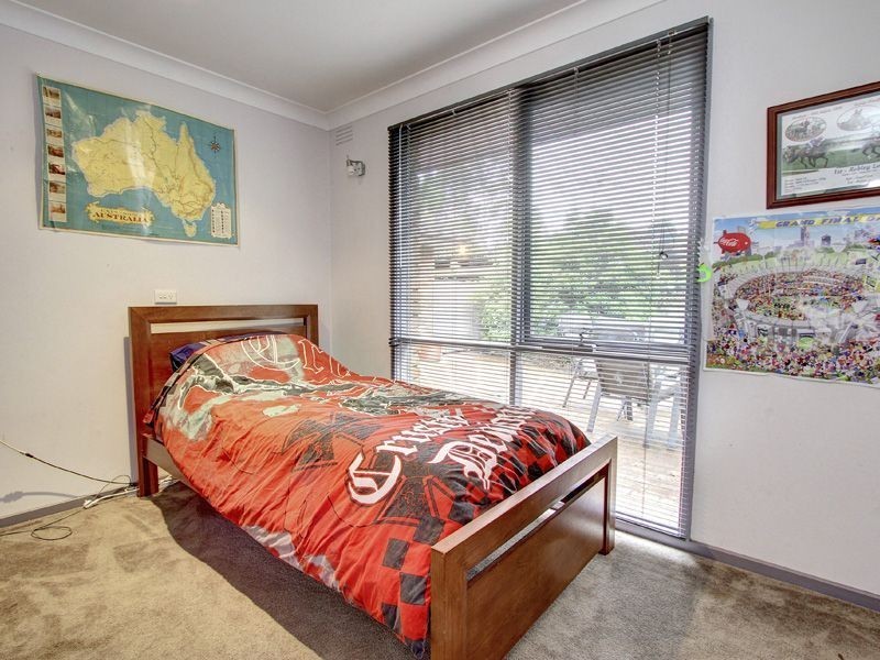 23 Leura Crescent, Rosebud VIC 3939