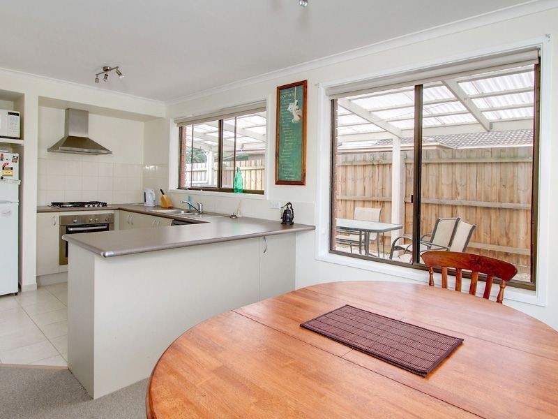 12 Kolinda Crescent, Rosebud West VIC 3940