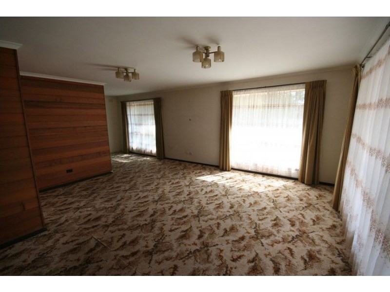 3 Colin Street, Rosebud VIC 3939