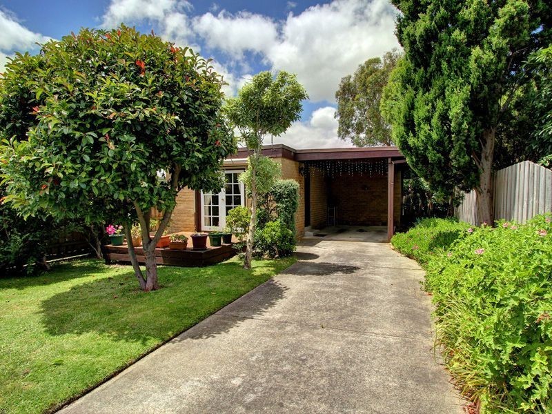 197 Sixth Ave, Rosebud VIC 3939