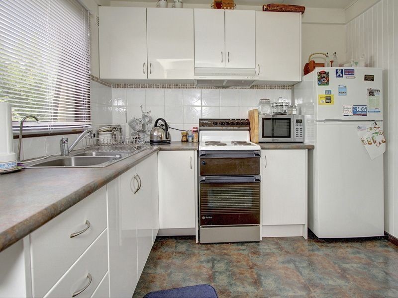 197 Sixth Ave, Rosebud VIC 3939