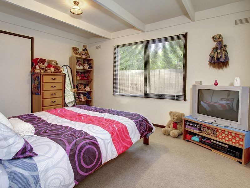 197 Sixth Ave, Rosebud VIC 3939