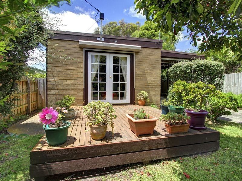 197 Sixth Ave, Rosebud VIC 3939