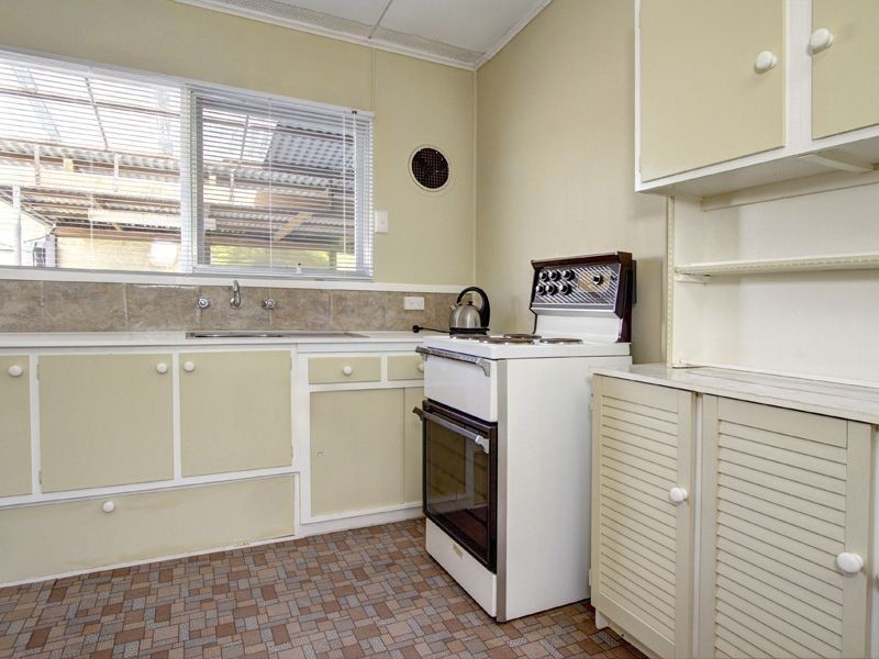 4 Clovelly Avenue, Rosebud VIC 3939