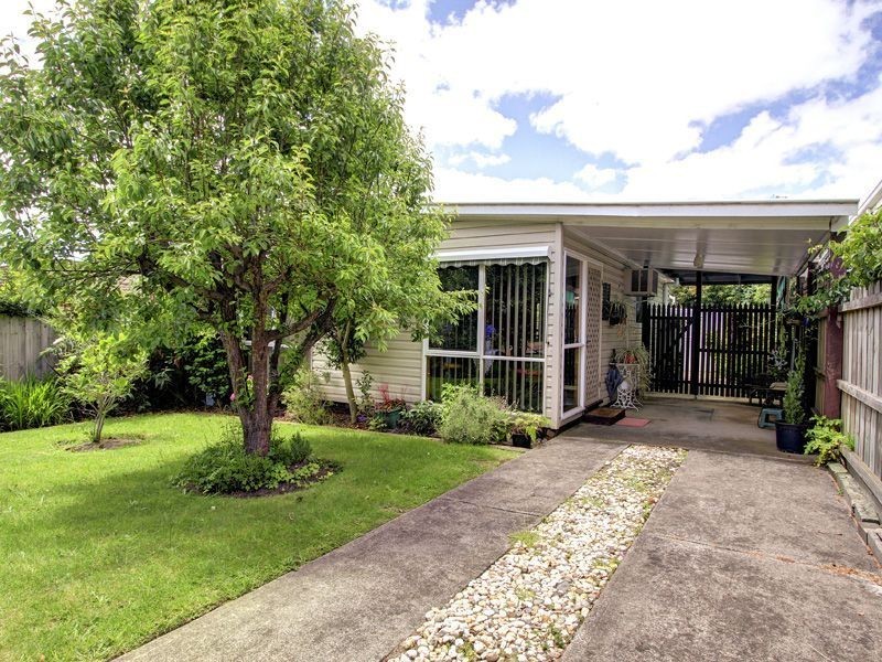 125 Eighth Avenue, Rosebud VIC 3939