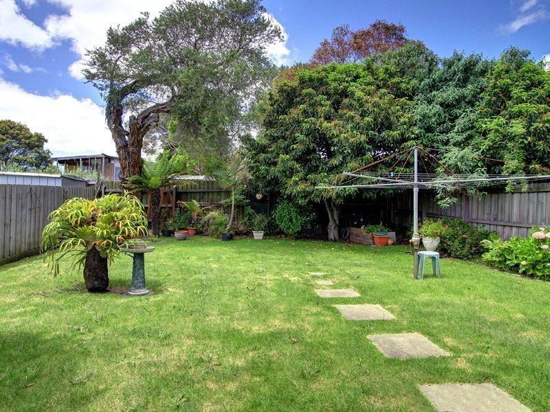 125 Eighth Avenue, Rosebud VIC 3939