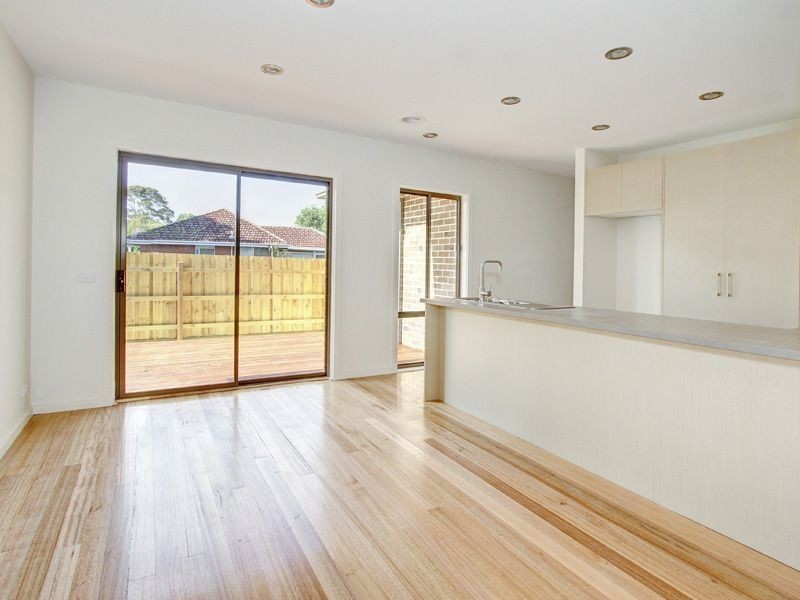 27 Cain Street, Rosebud West VIC 3940