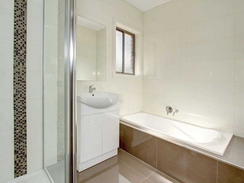 27 Cain Street, Rosebud West VIC 3940