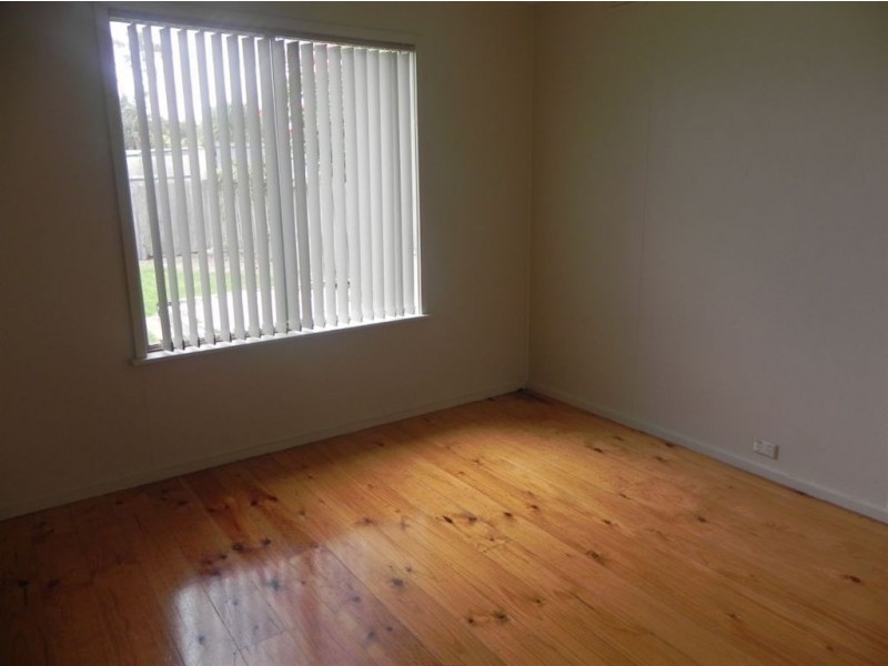 91 Seventh Avenue, Rosebud VIC 3939