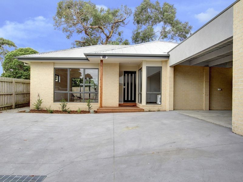 2/9 Potton Avenue, Rosebud VIC 3939