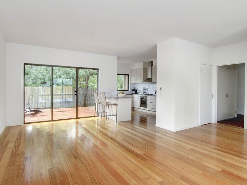 2/9 Potton Avenue, Rosebud VIC 3939