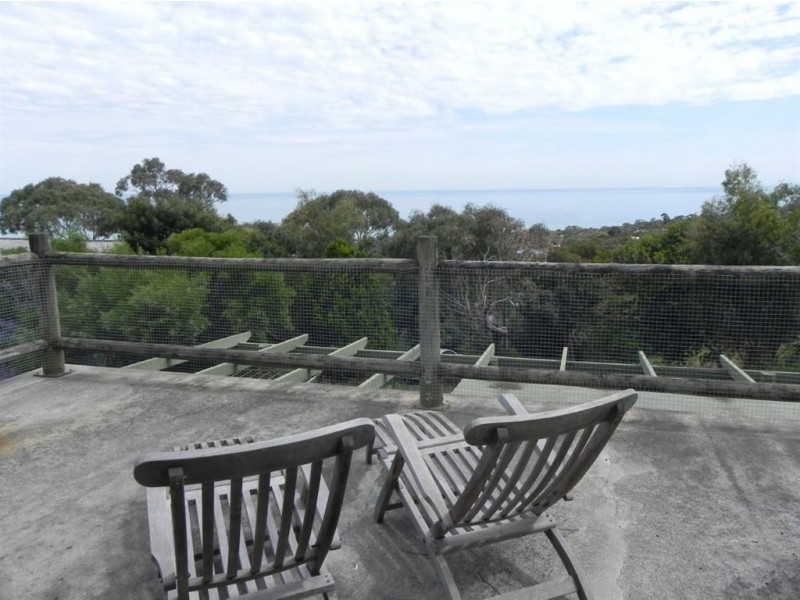 1 Somers Avenue (Ent off Cook St), Mccrae VIC 3938