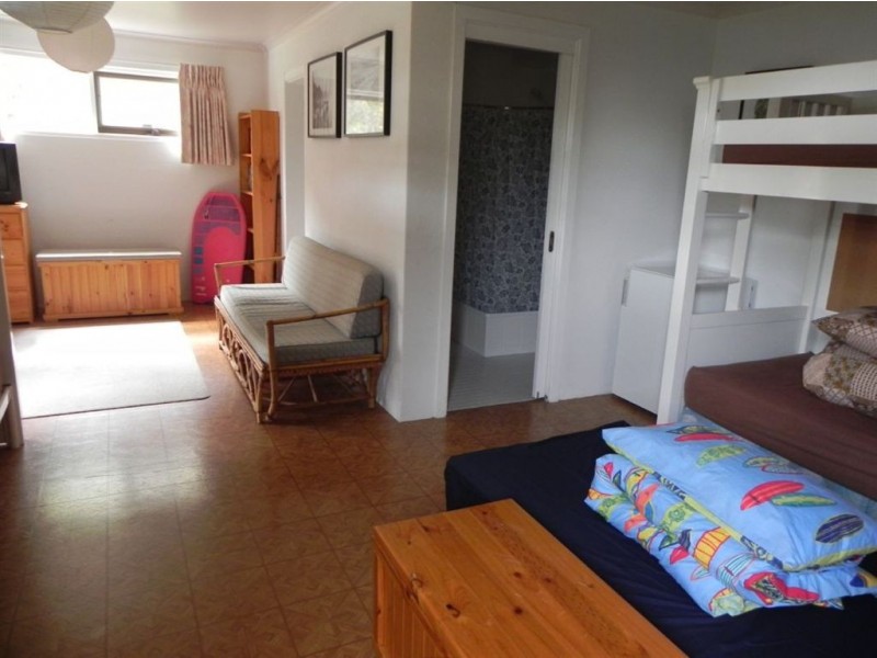 1 Somers Avenue (Ent off Cook St), Mccrae VIC 3938