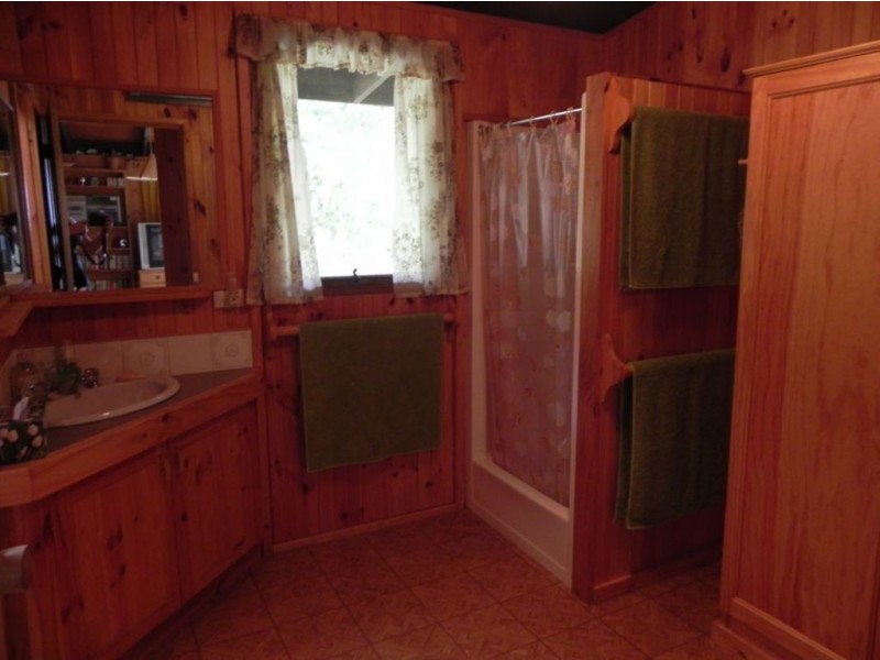 1 Somers Avenue (Ent off Cook St), Mccrae VIC 3938