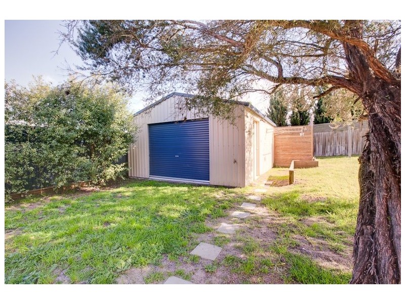 6 Cootamundra Avenue, Rosebud West VIC 3940