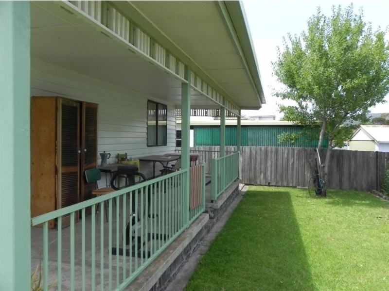 18 Karadoc Street, Dromana VIC 3936