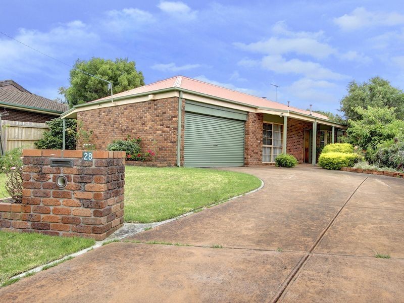 28 Cranston Court, Rosebud VIC 3939