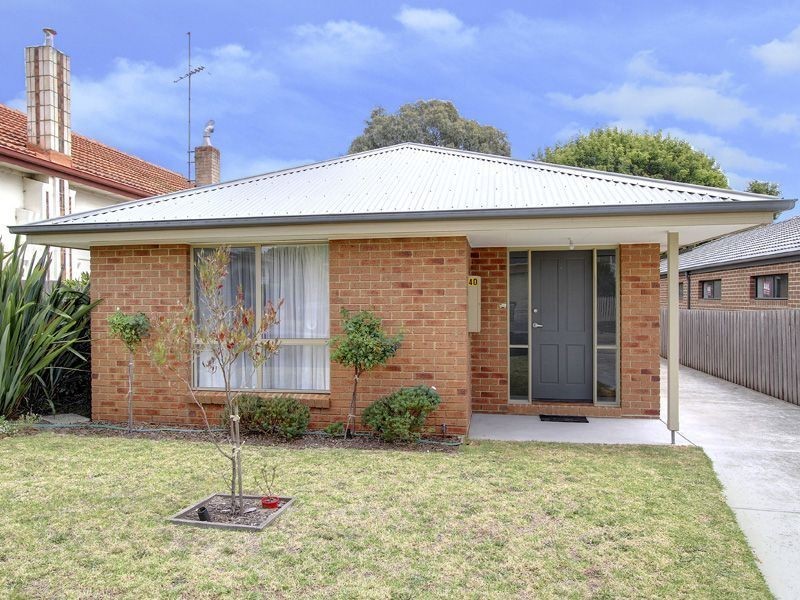40 Second Ave, Rosebud VIC 3939