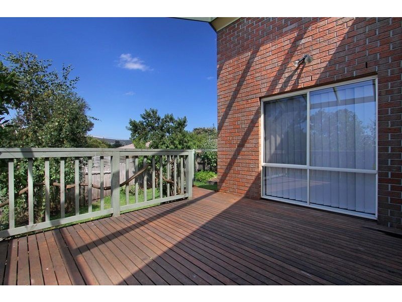 115 Fourth Avenue, Rosebud VIC 3939