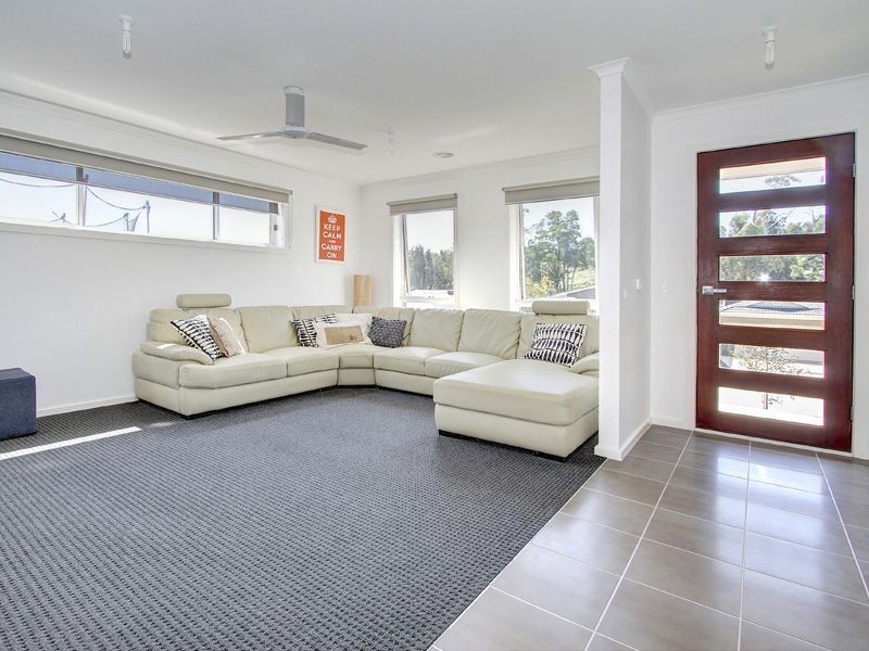24 Peninsula Sands Boulevard, Rosebud VIC 3939
