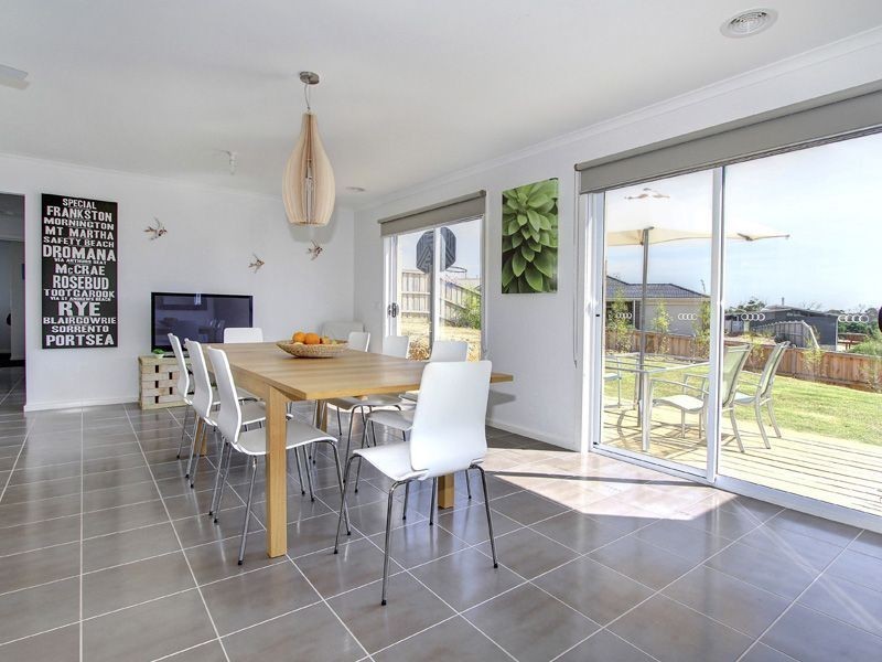 24 Peninsula Sands Boulevard, Rosebud VIC 3939