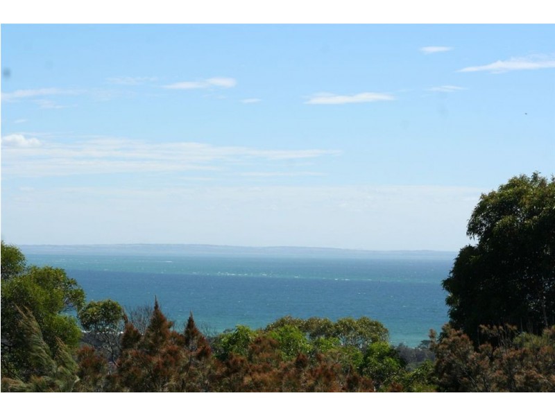 26 Somers Avenue, Mccrae VIC 3938