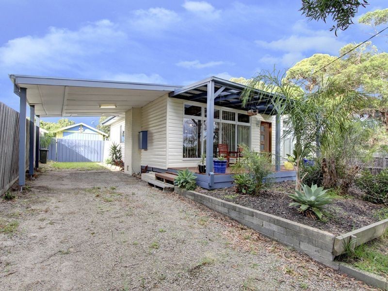 15 Cass Street, Rosebud VIC 3939