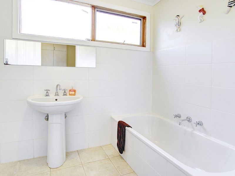 2 Kennington Road, Rosebud VIC 3939