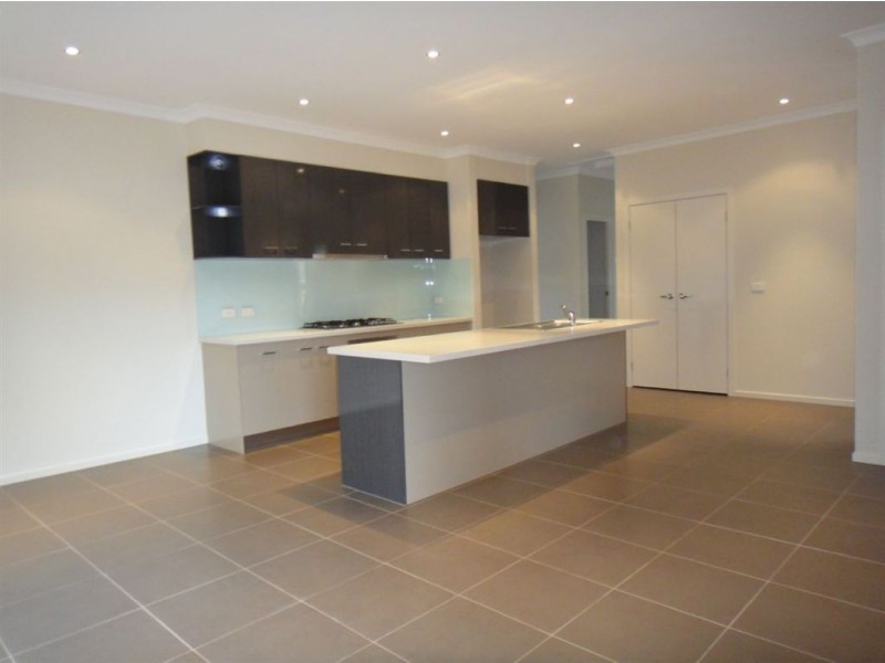 24B Nixon Street, Rosebud VIC 3939